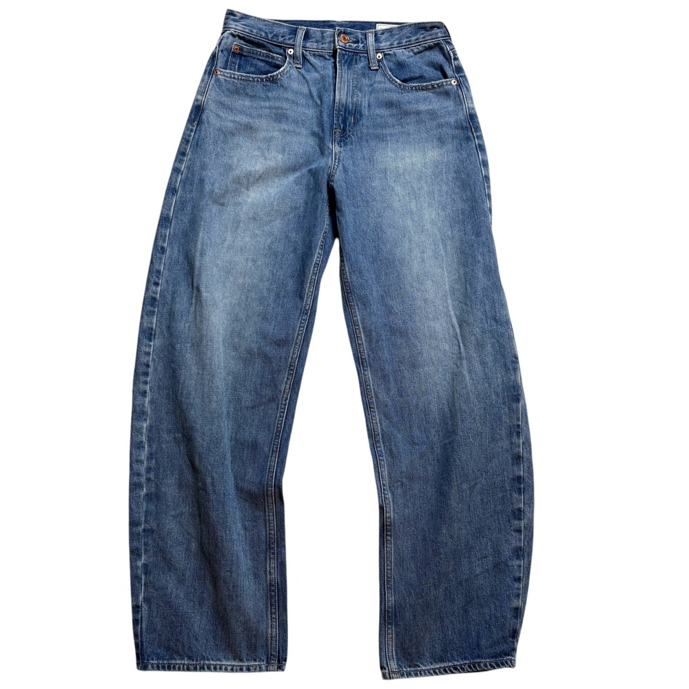 GAP Long Taper High Rise  Medium Indigo Wash Women's Size‎ 27 4R
